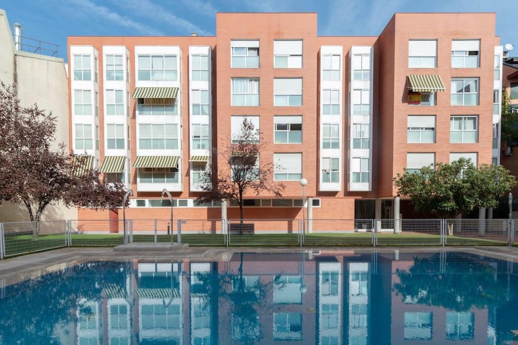 Vivienda Con Zona De Trabajo, Piscina Y Parking Apartment Madrid Exterior photo